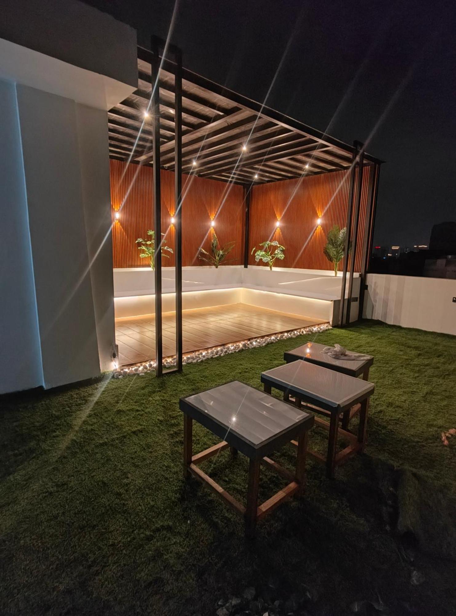 Hotel Enchanted The Roof Rekha, With Private Trace Garden Nowe Delhi Zewnętrze zdjęcie